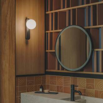 LED wandlamp Perlina, zwart, staal zwart, opaal