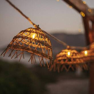 LED-zonnelichtketting Alma, houtkleurig, PVC, IP44