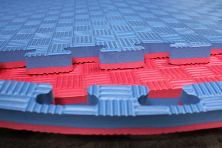Legend puzzelmat sportvloer | 100 x 100 x 2 cm | blauw / rood - One size
