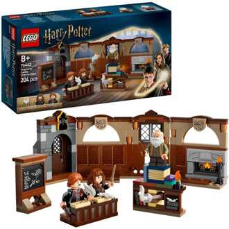 LEGO Harry Potter Hogwarts Castle: Charms Class Set 76442