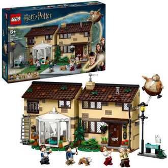LEGO Harry Potter Privet Drive: Aunt Marge’s Visit Set 76451