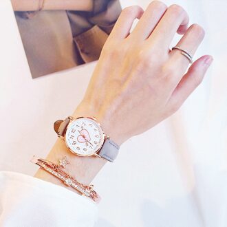Leuke Vrouwen Horloges Mode Lederen Band Mooie Dames Polshorloge Meisjes Hartvorm Wijzerplaat Goedkope Fine Klok Relogio Feminino grijs armband