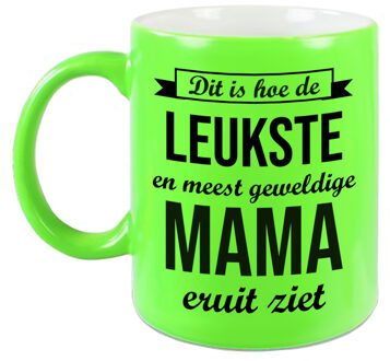 Leukste en meest geweldige mama cadeau mok / beker neon groen 330 ml - cadeau verjaardag / Moederdag - feest mokken