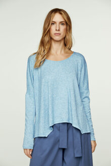 Lichtblauw gemêleerd gebreide top met zakdoekzoom