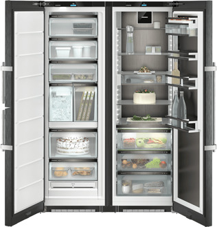 Liebherr XRFBS5295-23 met vaste wateraansluiting Black Steel