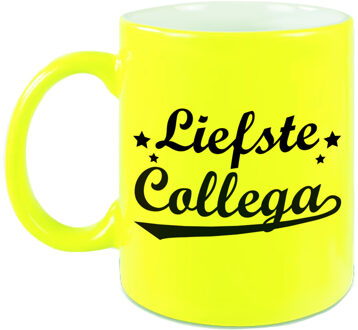 Liefste collega cadeau mok / beker neon geel 330 ml - bedankt / afscheids cadeau - feest mokken