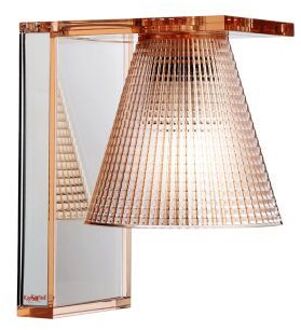 Light Air wandlamp Kartell amber - Breedte 14 x Hoogte 21 x Diepte 17