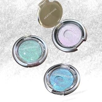 Light Cream Becomes Monochrome Eye Shadow - 1-3 #01 Silvery Shite