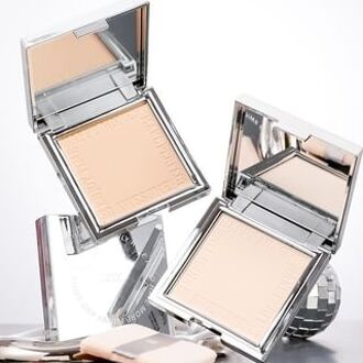 Light Ultra Bright Soft Focus Pressed Powder - 2 Colors #U1 - 11g