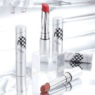 Lightweight Matte Lipstick - 4 Colors 104# - 3.8g