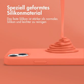 Liquid Silicone Backcover met MagSafe iPhone 15 Plus Telefoonhoesje Oranje