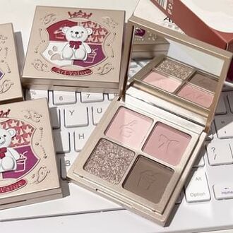 Little Bear Knight 4 Colours Eyeshadow Palette 05# Elf (1.5g x 4)