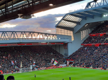 Liverpool FC vs Qarabag (Champions League) (Vliegtuig)