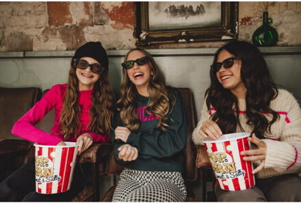 Longsleeve barbie pink voor meisjes in de kleur Roze - 176