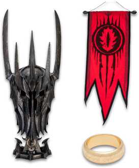 Lord of the Rings Museum Collection Replica 1/1 War Helm of Sauron 76 cm