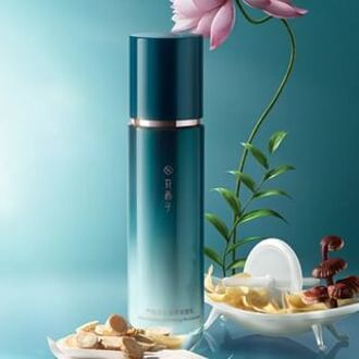 Lotus Radiance Firming Moisturizer Moisturizer - 100ml