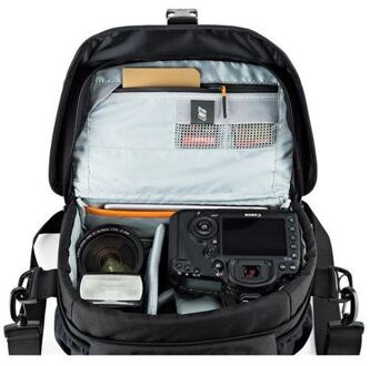 Lowepro Nova 180 AW II