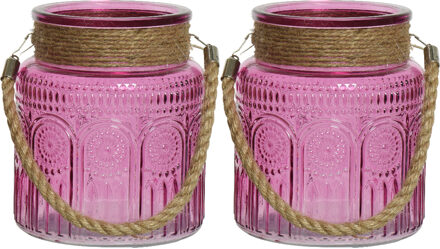 Lumineo 2x stuks windlichten/lantaarns relief - glas - D14 x H16 cm - fuchsia roze - Windlichten