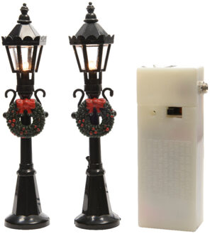 Lumineo kerstdorp lantaarns/lantaarnpalen - 2x st - 12 cm - kerstdorp accessoires Multi