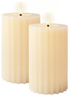 Lumineo LED kaarsen - 2x st - creme wit ribbel- D7,5 x H15 cm - timer - LED kaarsen Crème