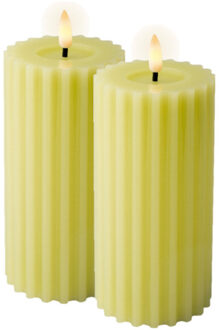 Lumineo luxe LED kaars/stompkaars - 2x st - groen ribbel - D7,5 x H17,5 cm - timer