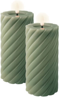 Lumineo Luxe LED kaarsen/stompkaarsen - 2x - groen - D7,5 x H17 cm - timer