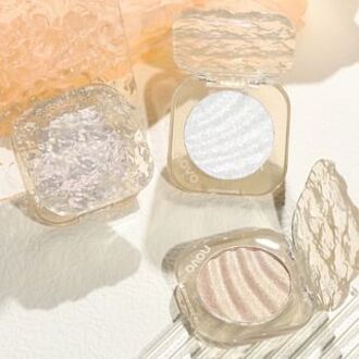 Luminous Delicate Highlighter - 4 Colors 04# Begonia Coralis - 4.7g