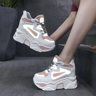Luminous sneakers girls platform shoes woman leather sneakers thick bottom increase tenis 2020
