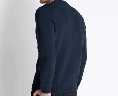 Lyle & Scott Crew Neck Lambswol Blend Jumper in Navy