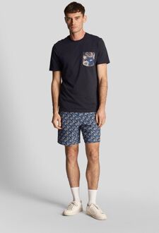 Lyle & Scott Men's Lyle And Scott Floral Print Resort Swim Shorts in Navy - maat
