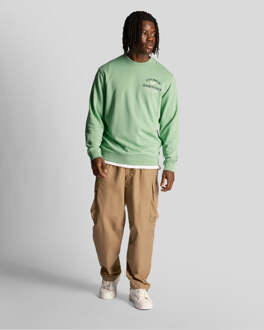Lyle & Scott Men's Lyle And Scott Racquet Club Graphic Sweatshirt in Green Groen