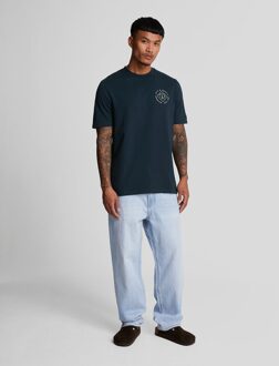 Lyle & Scott Men's Lyle And Scott Stamp T-Shirt in Navy - maat S