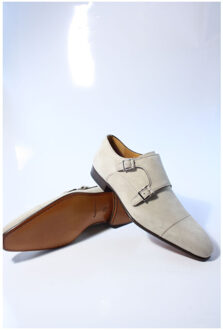 Magnanni 16016 - maat 42 Beige