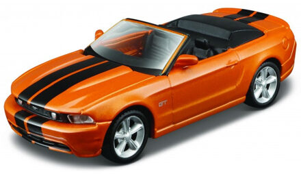 Maisto Modelauto/speelgoedauto Ford Mustang GT Convertible 2010 - oranje - 14 cm -schaal 1:32