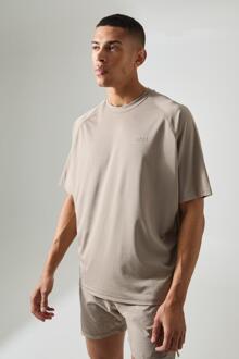 Man Active Oversized Raglan T-Shirt, Sand - M