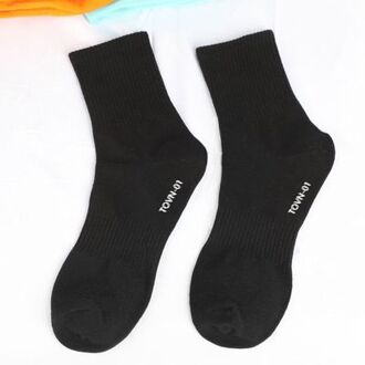 Mannen En Vrouwen Winter, lente En Jaar Korte Knie Sokken Vlakte Mode Effen Kleur Bijpassende Sport Leisure Comfor zwart