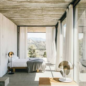 Marset Theia M LED tafellamp Ø 32 cm wit wit, bruin