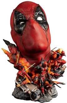 Marvel Fine Art Bust Deadpool 42 cm
