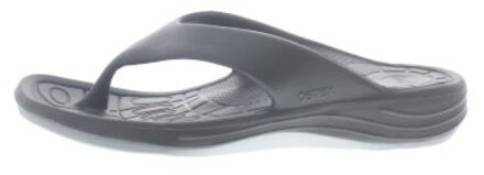 Maui flips Zwart - 42