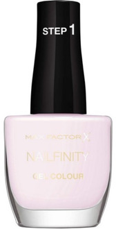 Max Factor Nailfinity Gel Top Coat 12ml - 150 Walk of Fame - One Size