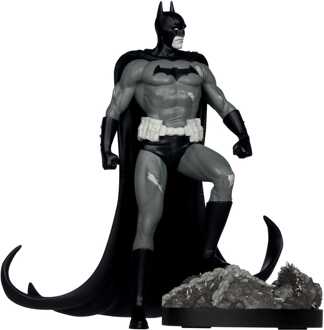 Mcfarlane Toys DC Direct Statue 1/10 Batman by Bjorn Barends (Black White) 18 cm