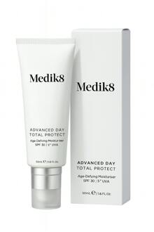 Medik8 Moisturizing Crème Medik8 Advanced Day Total Protect SPF 30 50 ml
