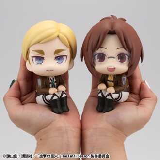 Megahouse Attack on Titan Look Up PVC Statues Hange Zoe & Erwin Smith (with gift) 11 cm