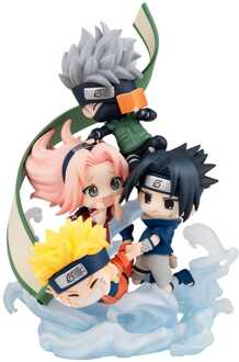 Megahouse Naruto Shippuden FigUnity PVC Mini Statue Gather here, Team 7 13 cm (with gift)