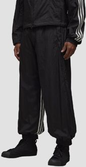 Men's Y-3 3-Stripes Nylon Shell Joggers in Black Zwart