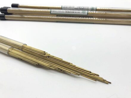 Messing Elektrode Tube 1.4mm * 400mm Multi Gat voor EDM Boormachine