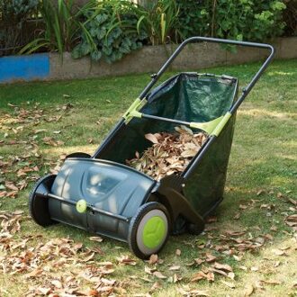 Met de hand te bedienen gazonveger