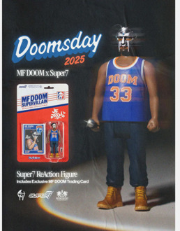 MF DOOM Supervillain Metal face Super7 ReAction Figure & Collectable Trading Card