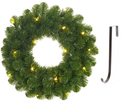 Mica Decorations Groene verlichte kerstkransen/deurkransen met 30 LEDS 60 cm met ijzeren hanger - Kerstkransen