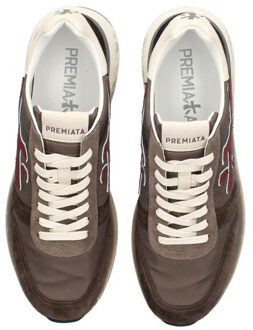 Mick [1452535] Bruin - 44